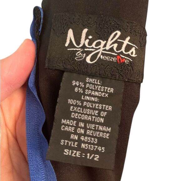 Elegant Black and Blue Junior’s Dress, Size 1/2, NWT - Picture 6 of 13